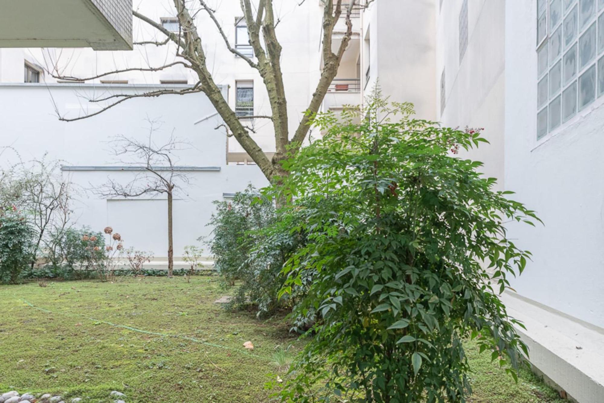 Quiet Radiant Studio Overlooking The Garden * Parigi
